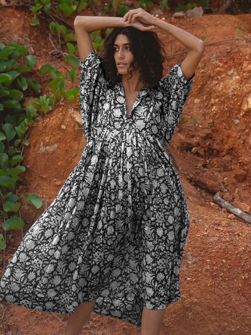 Dámské Letní Šaty Boho S Potiskem Polovičními Rukávy - Černá